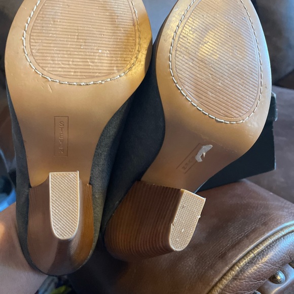 Steve Madden Carisma leather open toe mule!  Size 8 - Picture 2 of 5